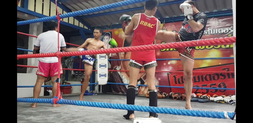 Muay Thai: Verwandle deinen Körper in eine Waffe ...