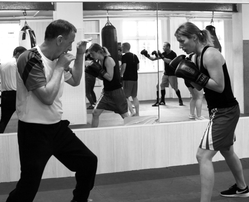 Boxtraining für Frauen aus Mülheim – sichere Einführung in Schlagtechnik und Fitness in Ratingen