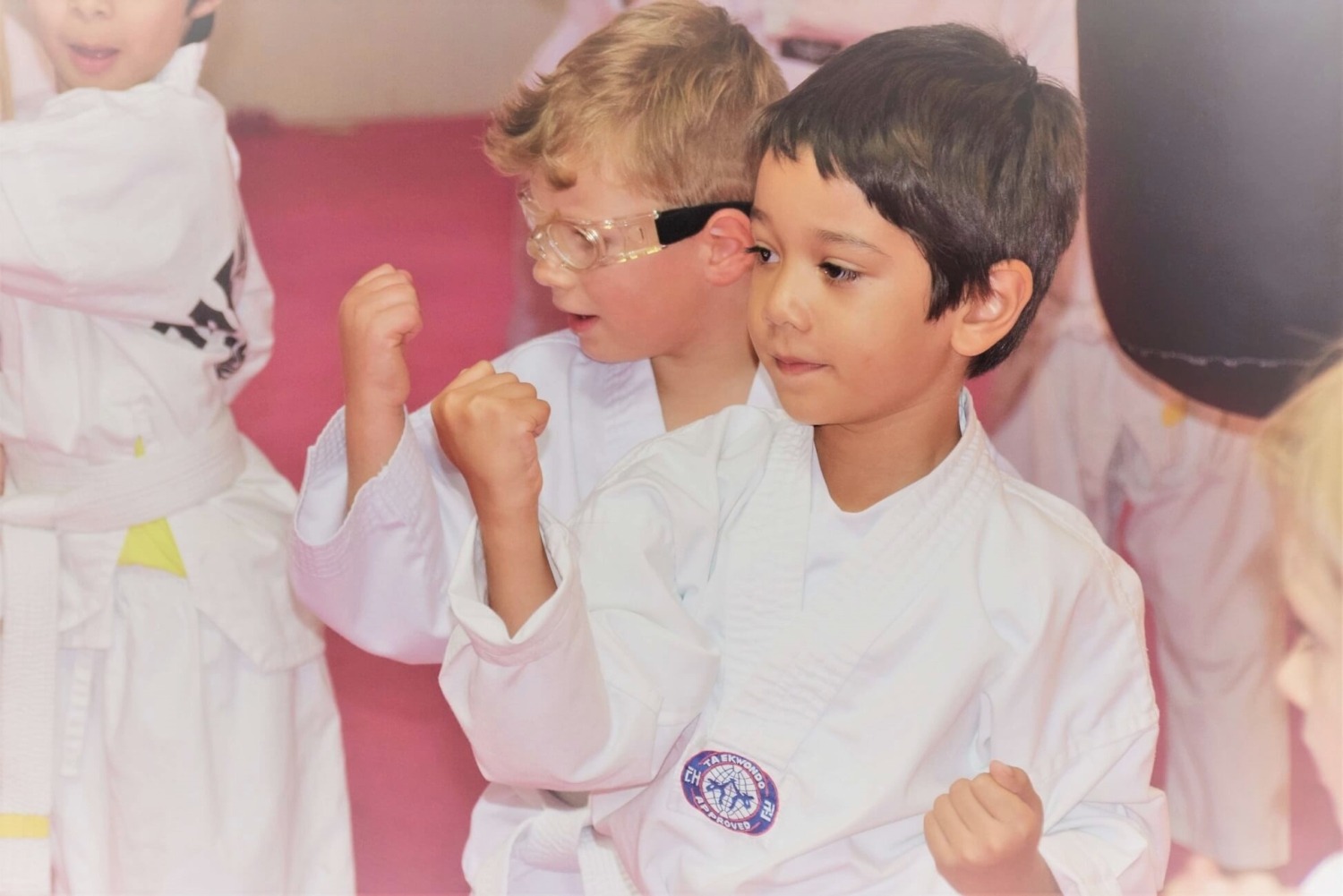 Kampfsport &amp; Selbstverteidigung für Kinder ab 3 J. - sportschuleasia.de