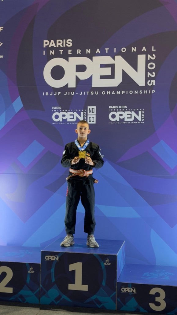 Ruslan Bergheim gewinnt Gold bei den IBJJF Paris Kids 2025