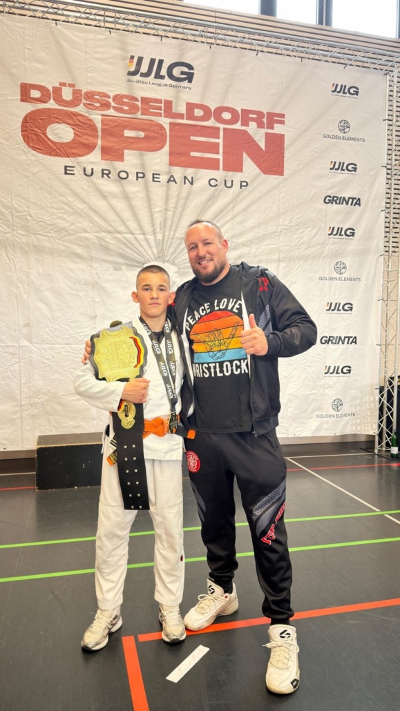 Ruslan Bergheim mit Trainer Klaus Beckert bei den Düsseldorf Open